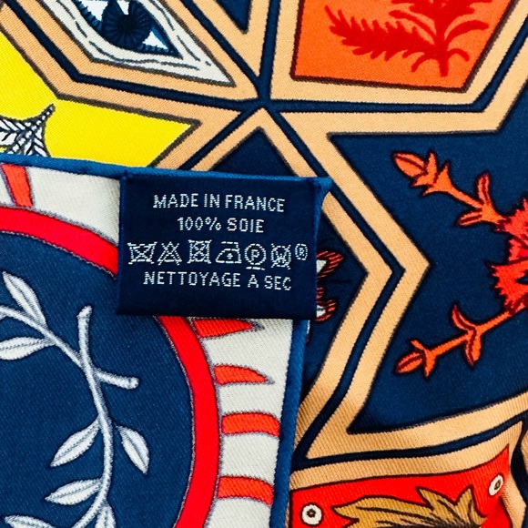 HERMES LA DANSE DES AMAZONES SILK TWILL 90CM SCARF - Picture 6 of 9